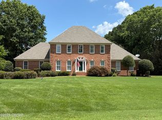 31 Hickory Glen Dr, Jackson, TN 38305