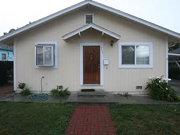 964 Sally St, Hollister, CA 95023
