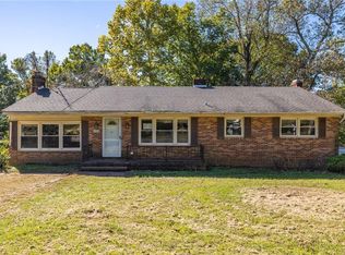 1109 Shady Ln, Madison, NC 27025