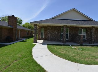 427 Cynisca St UNIT A, Waxahachie, TX 75165