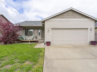 232 NW Sagan Loop, Sheridan, OR 97378