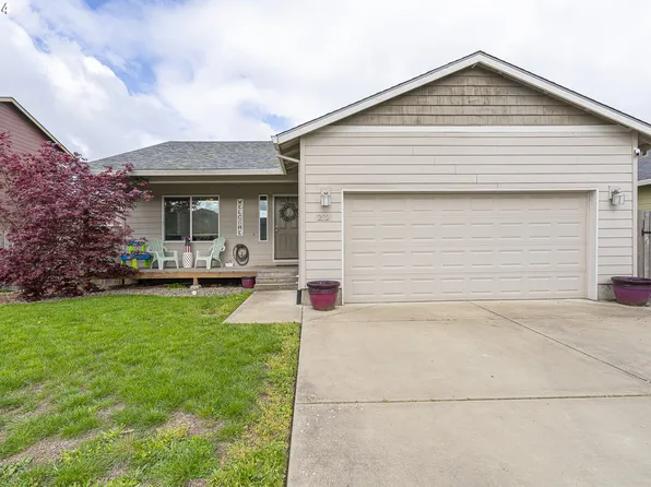 232 NW Sagan Loop, Sheridan, OR 97378