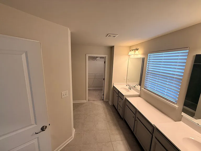 1209 Hinson Forest Rd — Photo 37