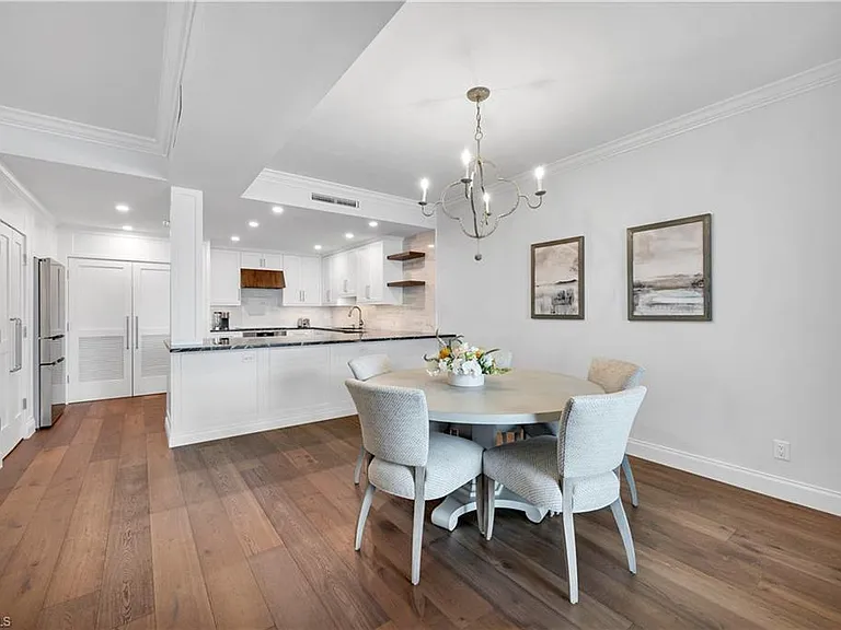 4000 Gulf Shore Blvd N #1400 — Photo 9