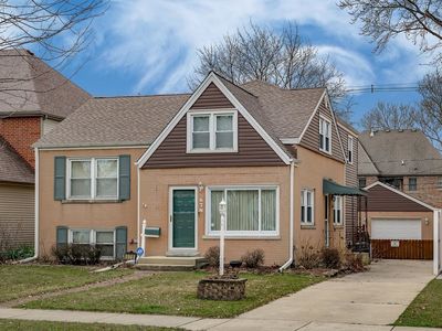 678 S Mitchell Ave, Elmhurst, IL, 60126
