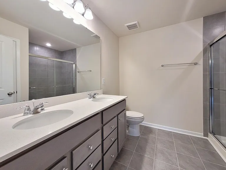 200 Parker Station Ave — Photo 3
