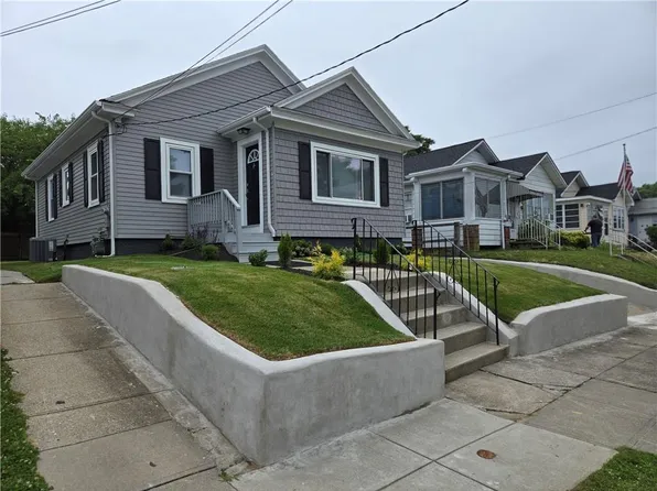 138 Eldridge St, Cranston, RI 02910