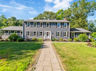 48 Greenwood Cir, Seymour, CT 06483