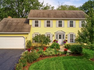 6481 Coach House Rd, Lisle, IL 60532