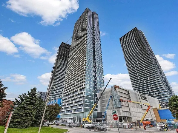 5 Buttermill Ave, Vaughan, ON