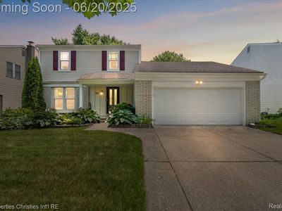 555 Worthington Rd, Canton, MI, 48188