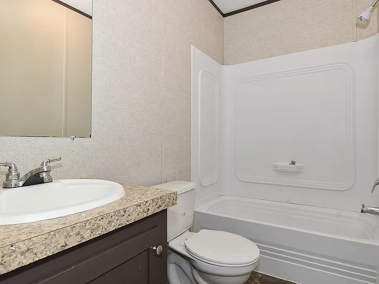550 Quail Run Cir — Photo 16