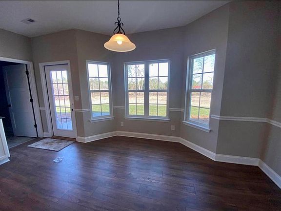 3rd image of 4323 Edisto Rd