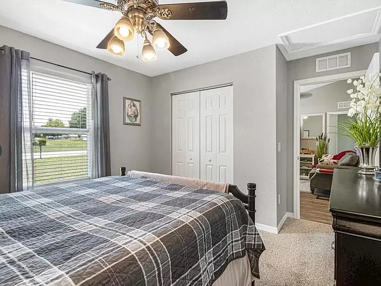 433 Spring Ln — Photo 21