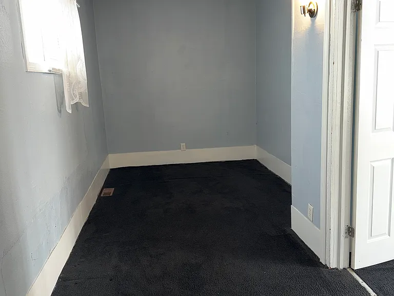 108 Shepard St — Photo 5