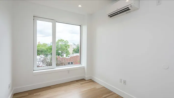 Rented by Nooklyn NYC LLC | media 26