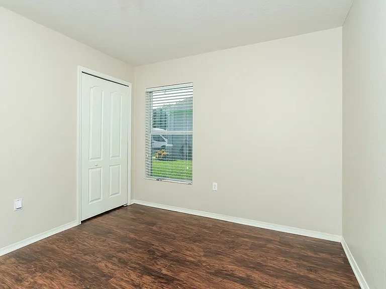 727 Barrister Dr — Photo 13