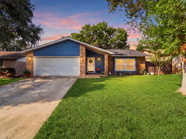 6647 Country Field Dr, San Antonio, TX 78240