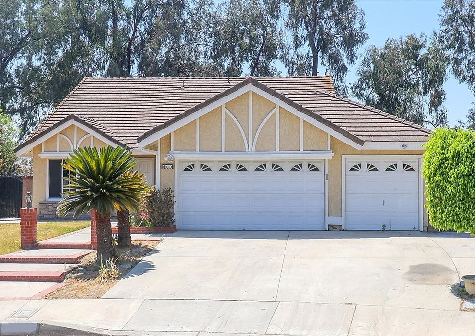 1st image of 21000 Parkridge Dr