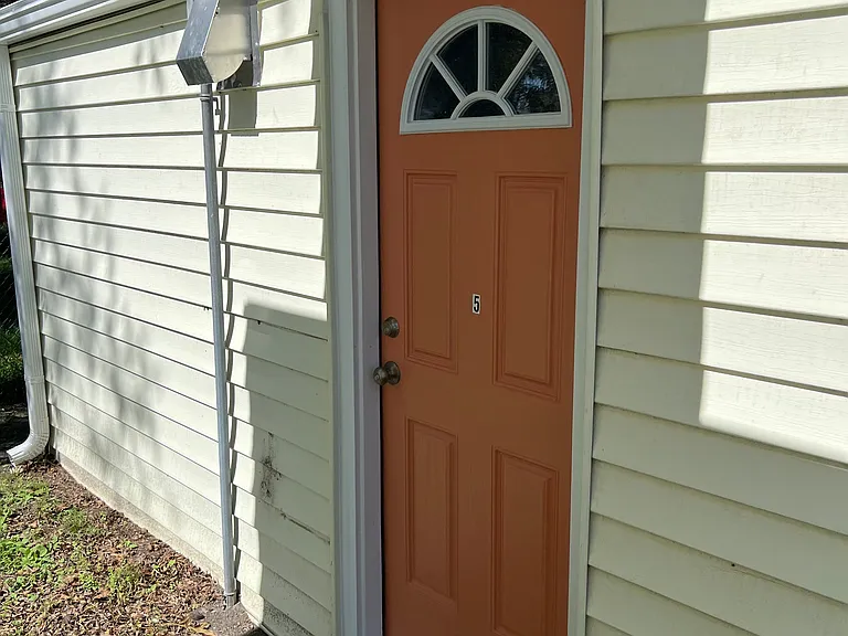 207 N Armistead Ave — Photo 43