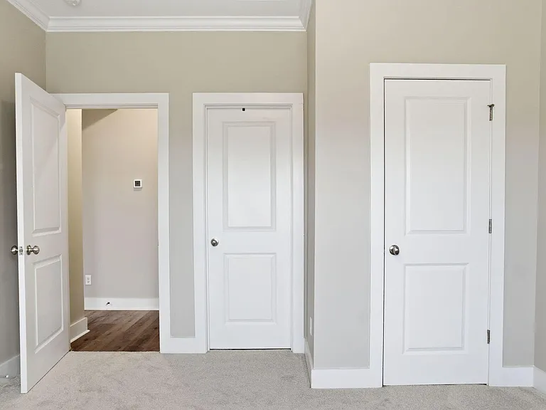 2638 Laurens St — Photo 20