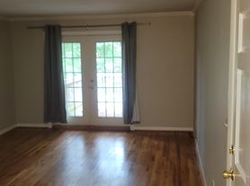 813 Jordan Ln, Decatur, GA