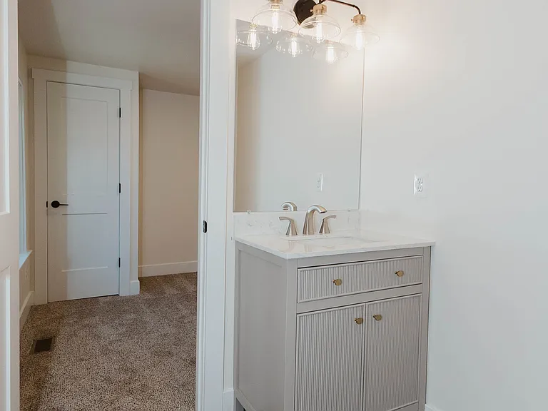 216 S Georgia Ave — Photo 20