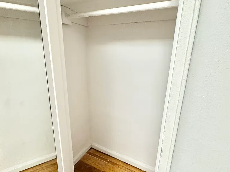820 Ocean Pkwy #10 — Photo 10