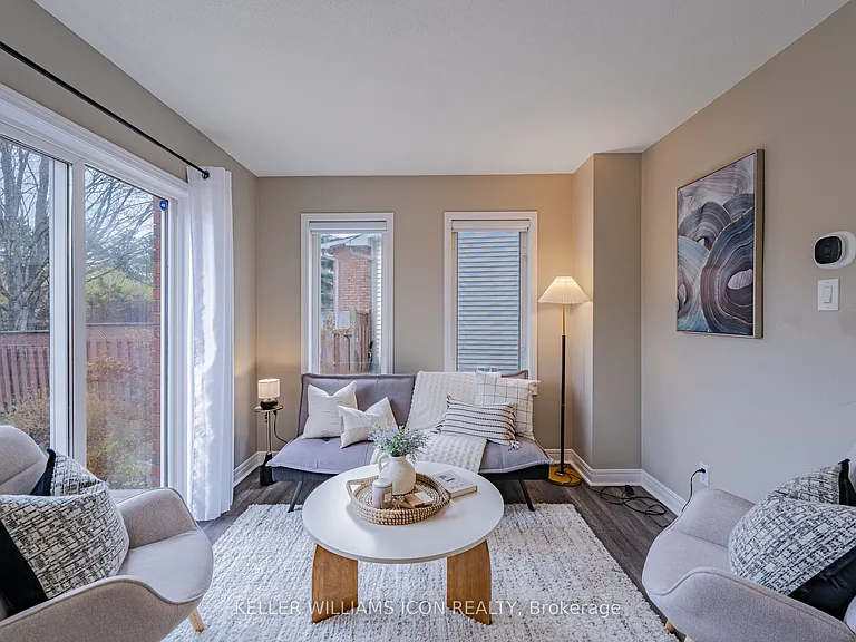 48 Blackdome Cres — Photo 16