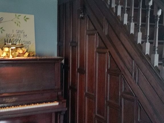3rd image of 1803 Highland Ave