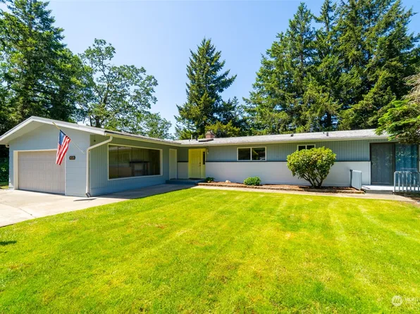 11520 93rd Avenue SW, Lakewood, WA 98498