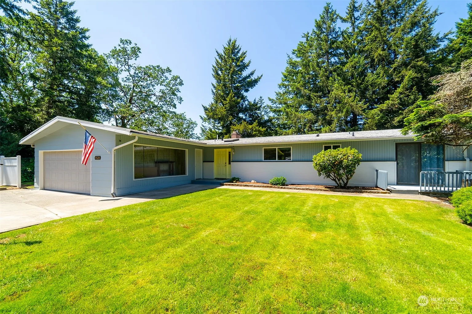 11520 93rd Avenue SW photo 1