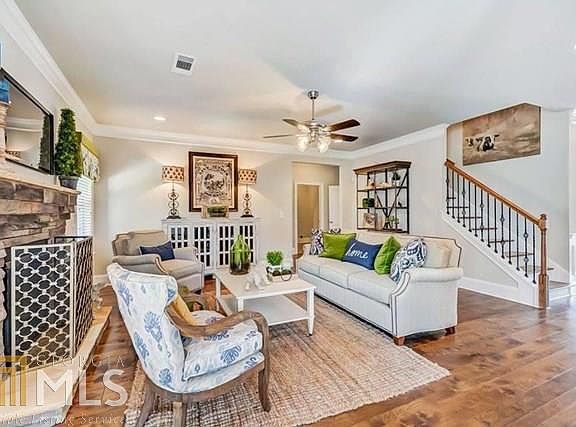 2nd image of 253 Newsome Trl