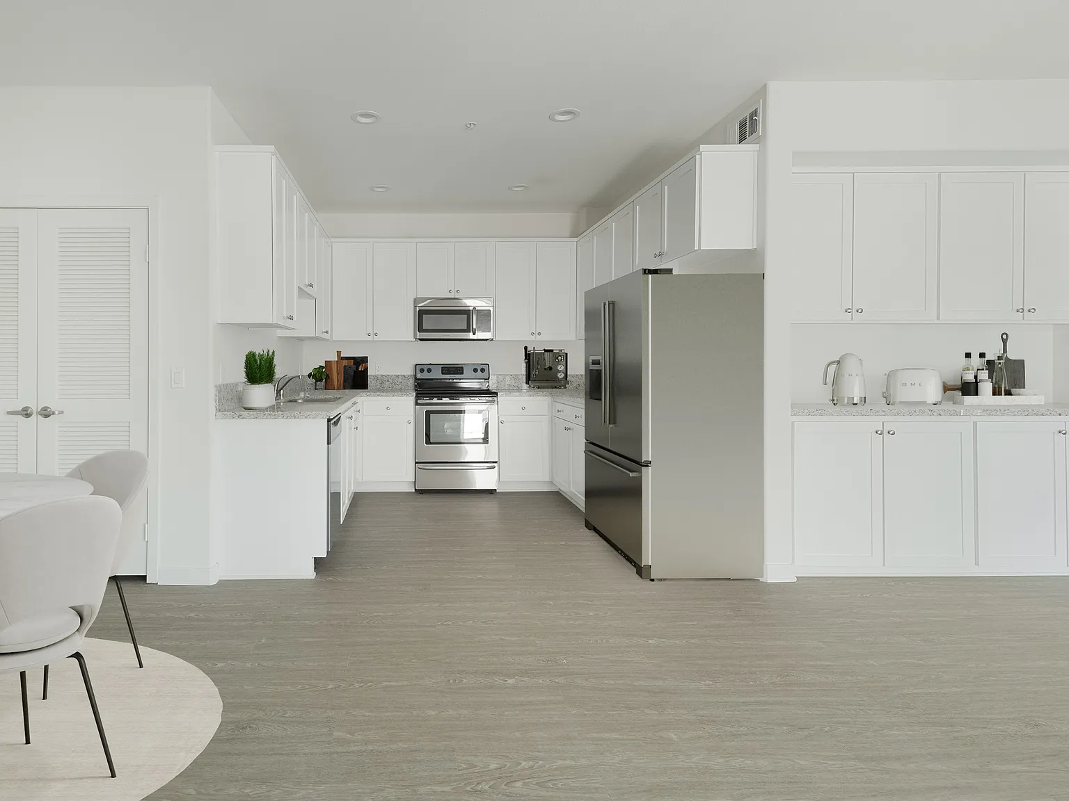 422 South Lake — Photo 3