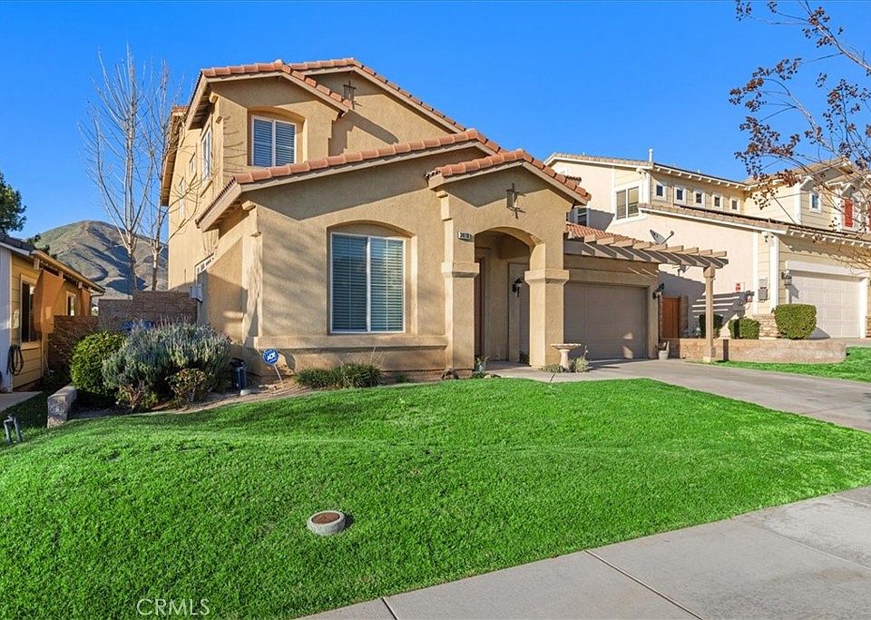 1st image of 34118 Lake Breeze Dr