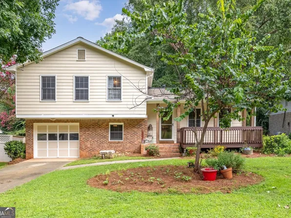 4146 Duesenberg Dr, Tucker, GA 30084