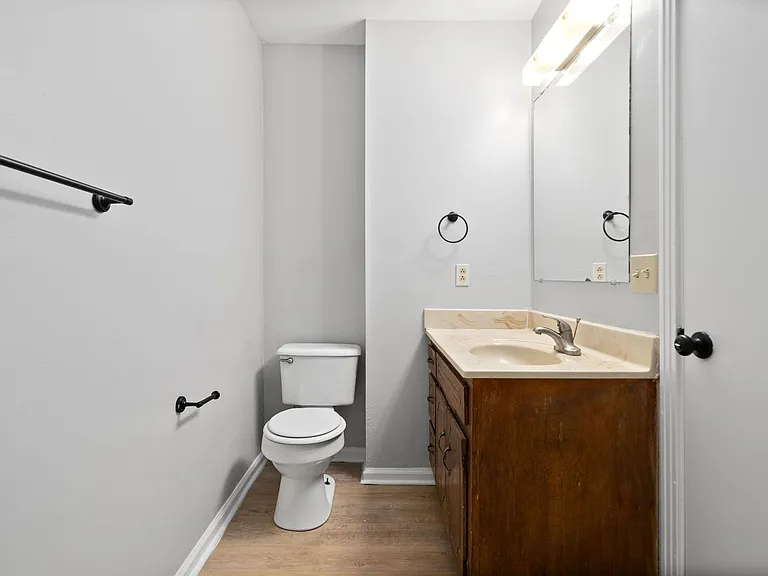 Darlene Dr - 140 — Photo 17