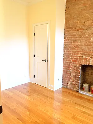 Rented by Rapid Realty Cobble Hill | media 22