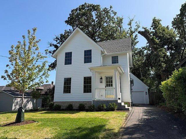 1st image of 320 Morton St