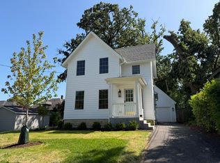 320 Morton St, Batavia, IL 60510