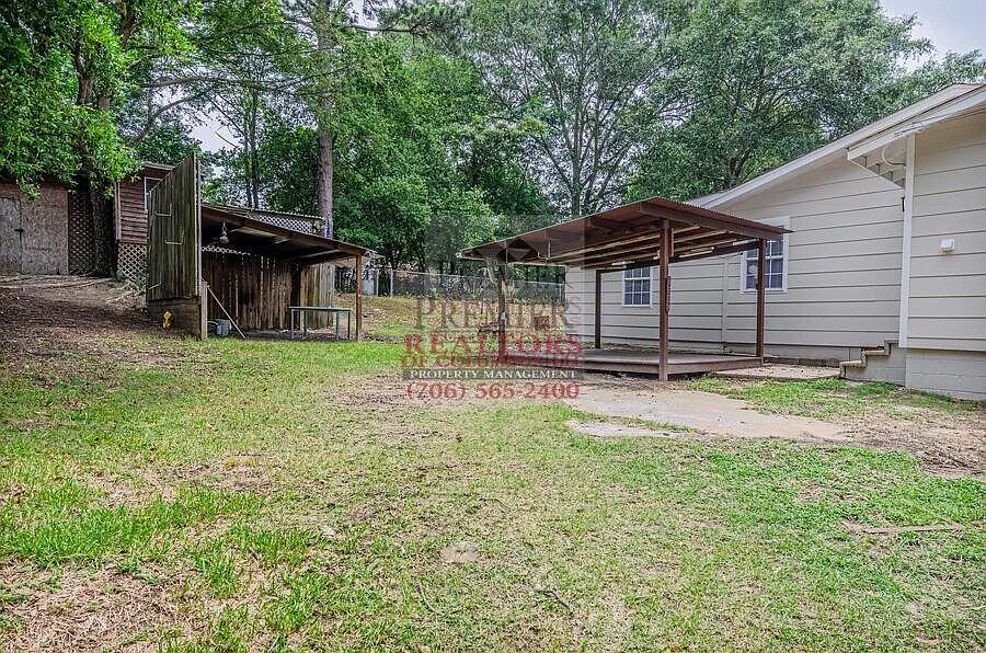 4 bed, 2066 sqft, $1,900 — Photo 2