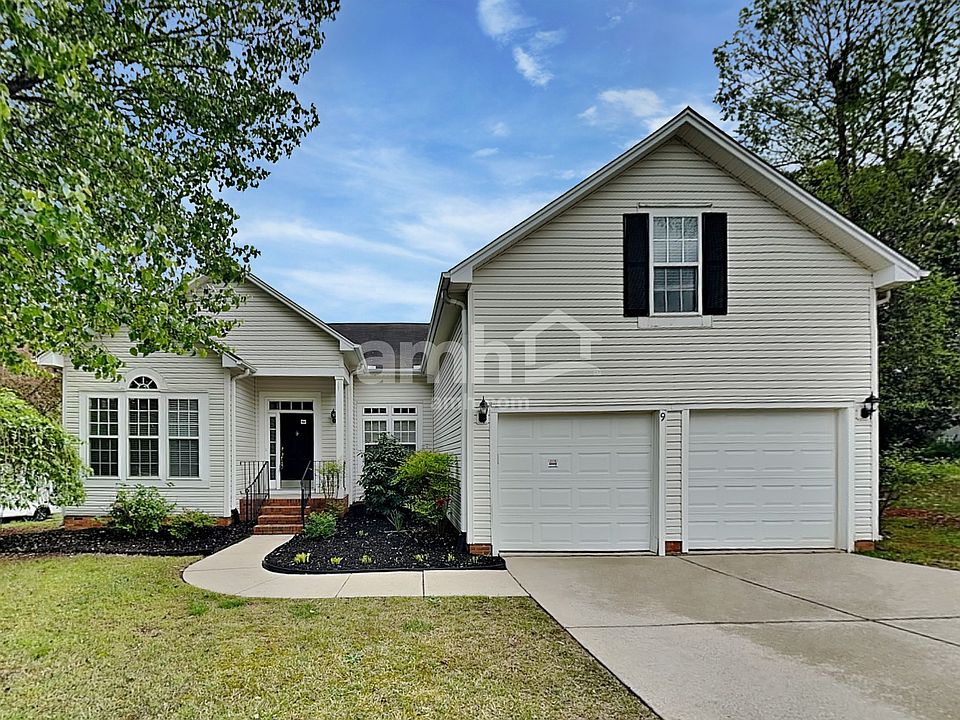 1st image of 9 Avenel Ct