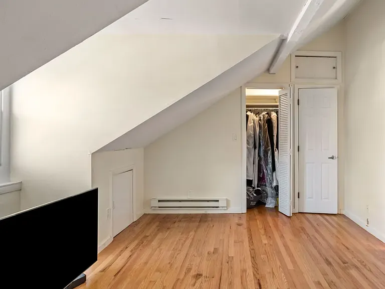 200 Northampton St #5 — Photo 6