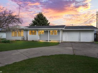 119 Butler St, Ackley, IA 50601