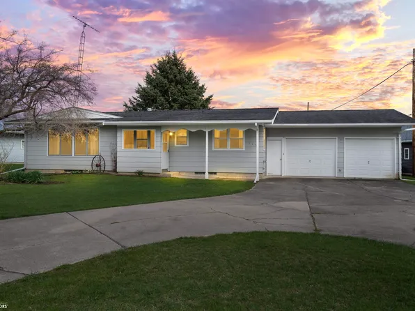 119 Butler St, Ackley, IA 50601