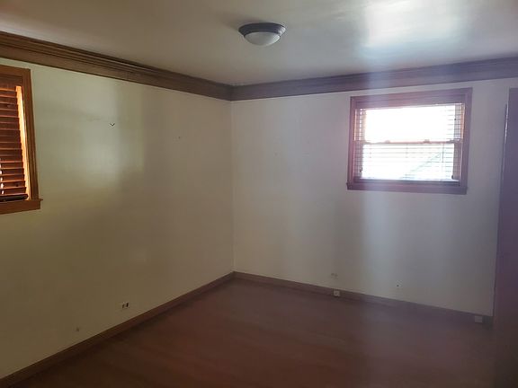 3rd image of 1521 N 32nd Ave