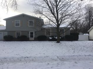 44 Hinkley Ln, Rochester, NY 14624