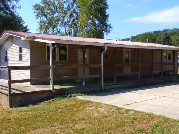 5323 Marietta Ave, Buchtel, OH 45716