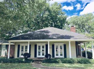 215 Azalea Cir, Madison, MS 39110