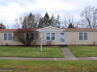 1567 Brookline St, Canton, MI 48187